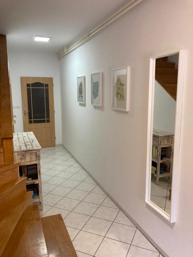 Apartmán U Papoušků Apartamento Znojmo Exterior foto